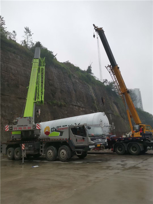 古浪县“不怕风雨冻”—— 吊车的 “恶劣环境适应” 技术